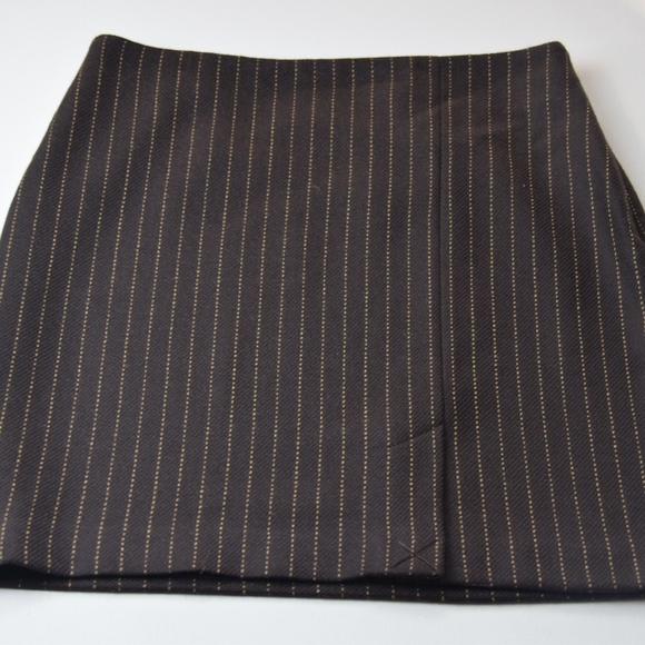 Banana Republic Dresses & Skirts - NWOT Banana Republic Wool Brown Stripes Skirt
